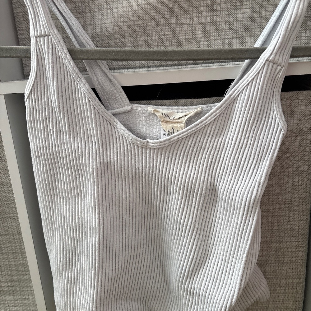 Happily grey tank